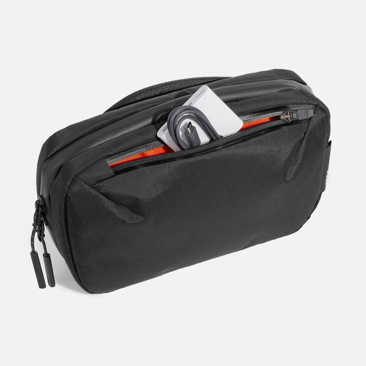 Tech Accessories Travel Organizer Pouch - ケーブルキット 3 X-Pac ナイロン 2.6L 防水テックポーチ