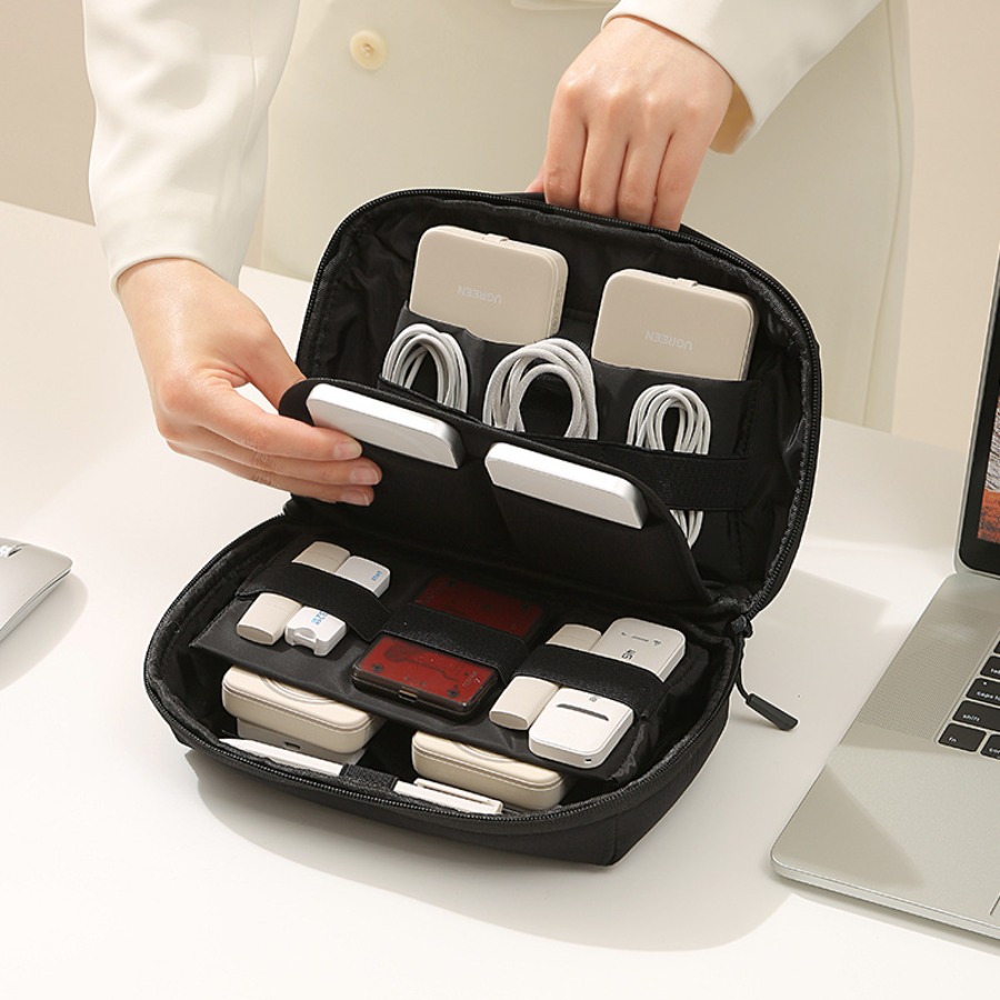 Tech Accessories Travel Organizer Pouch - ポータブルトラベルコードオーガナイザー、電子機器収納ケース（ケーブル、充電器、電話、アクセサリー用）、テックポーチ、男性女性へのギフト