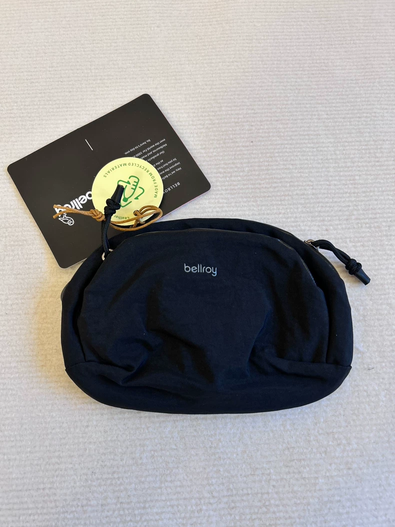ベルロイ ベンチャーポーチ 1.5L テックオーガナイザー  - Tech Accessories Travel Organizer Pouch のレビューと価格
