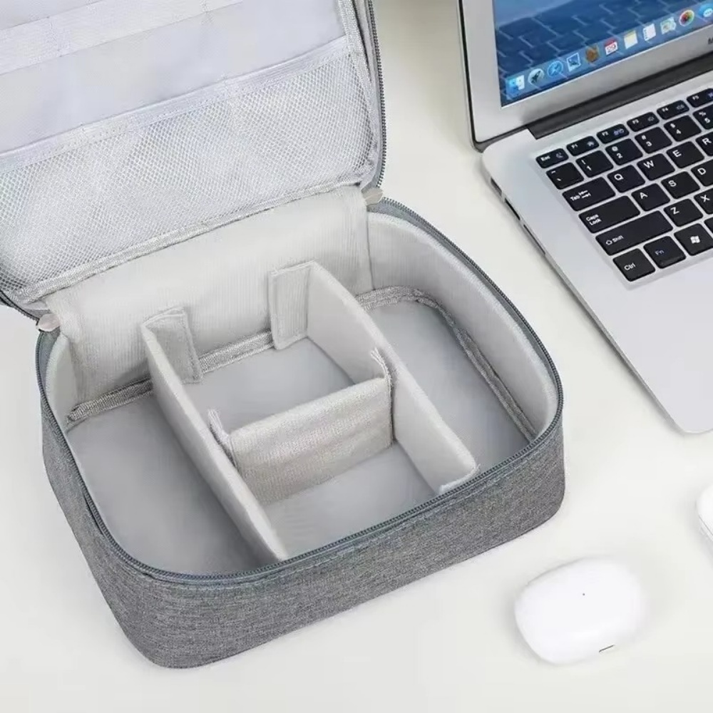 旅行用ポータブルデジタル収納バッグ USBガジェット防水ケー - Tech Accessories Case のレビューと価格