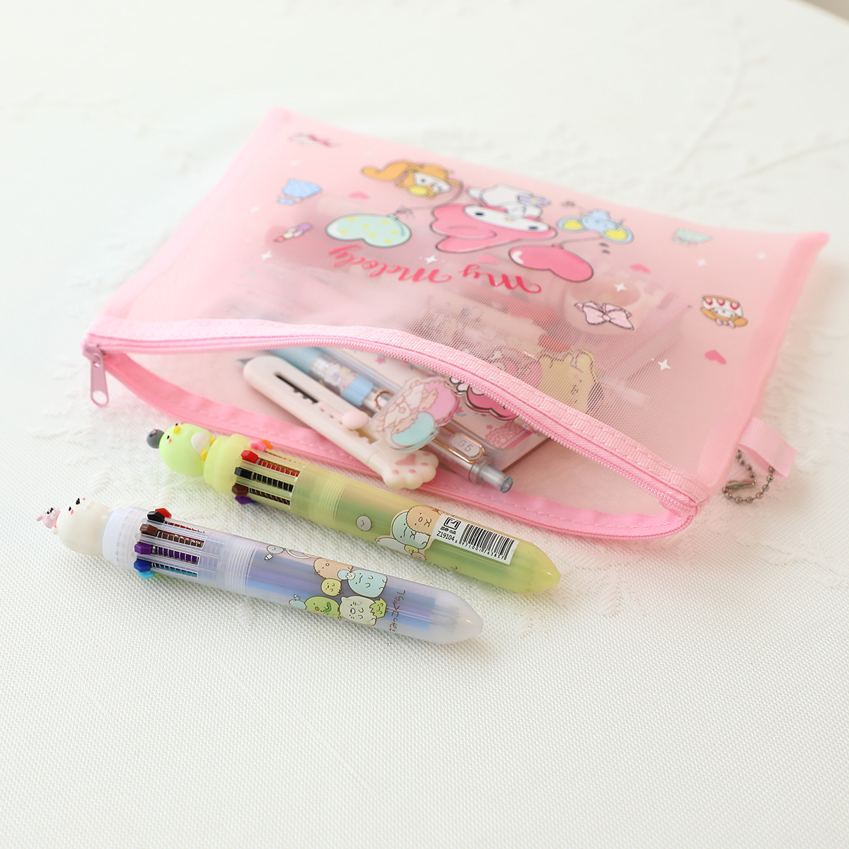 かわいいハローキティ文具セット、色鉛筆とジッパーバッグ付き、 - Kawaii Tech Accessories のレビューと価格